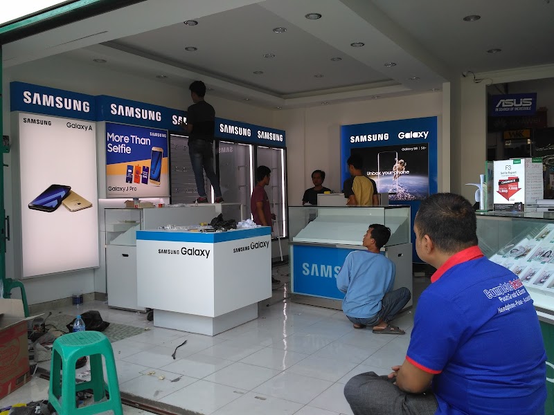 Mall Baru vs Tradisi Parcel Lebaran: Siapa yang Akan Menang di Cilacap?